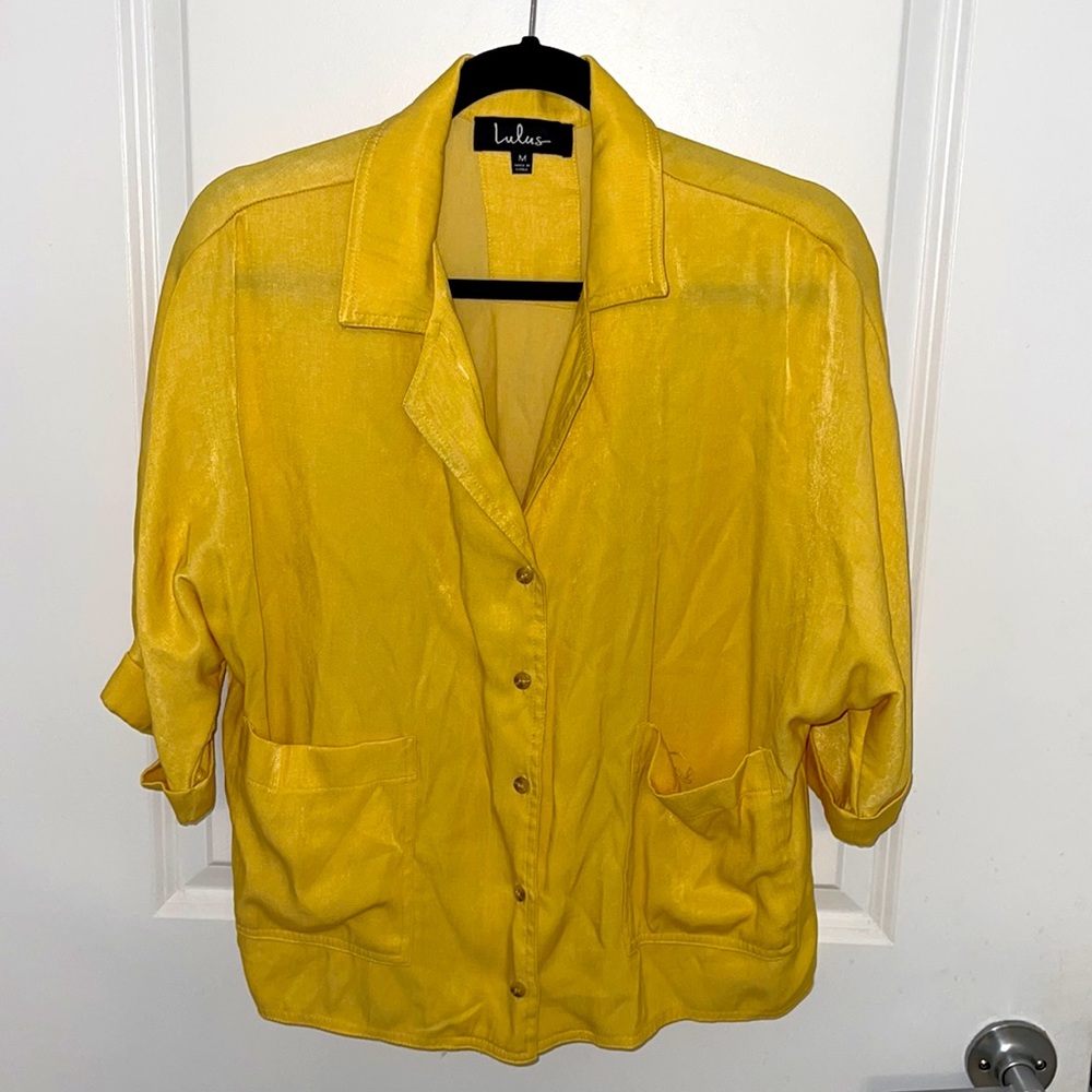 Lulus Yellow button down short sleeve top